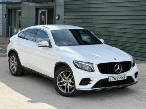 2017 Mercedes-Benz Glc 2.1 Glc220d Amg Line Coupe G-Tronic 4matic Euro 6 (s/s) 5dr in White — image 5
