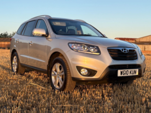 2010 Hyundai Santa Fe 2.2 Crdi Premium 4WD Euro 5 5dr (5 Seat) in Silver — image 3