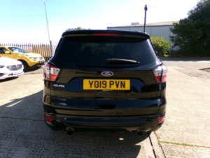 2019 Ford Kuga 2.0 Tdci Ecoblue St-Line Edition in Black — image 6
