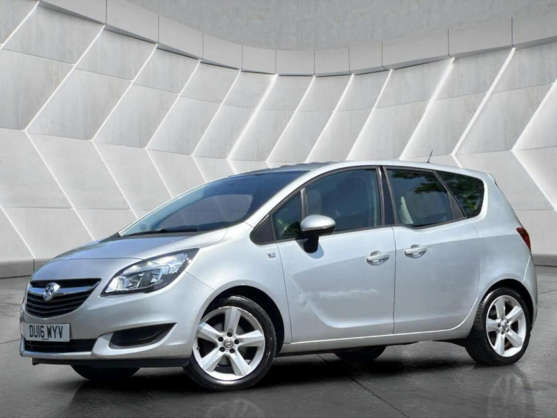 2016 Vauxhall Meriva 1.4i Exclusiv Euro 6 5dr in Silver — image 1