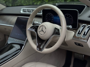 2024 Mercedes-Benz Maybach S Class 4.0 S580h V8 Mhev First Class Saloon 4dr Petrol Hybrid G-Tronic+ 4matic Euro 6 (s/s) (503 Ps) in Black — image 2