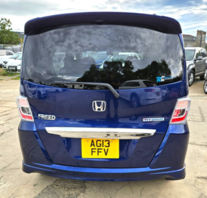 2013 Honda Freed 1.5l Hybrid-Automatic-7 Seats Family Car-Ulez/caz Pass-Free 18months Warranty & 12months Aa Breakdown in Blue — image 5