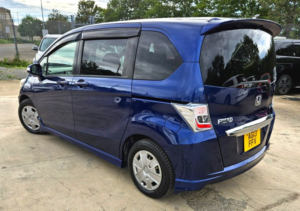 2013 Honda Freed 1.5l Hybrid-Automatic-7 Seats Family Car-Ulez/caz Pass-Free 18months Warranty & 12months Aa Breakdown in Blue — image 6