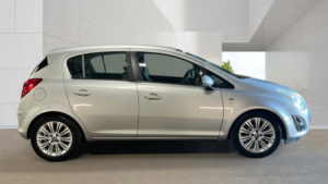 2012 Vauxhall Corsa 1.2i Ecoflex 16v Se Hatchback 5dr Petrol Manual Euro 5 (s/s) (85 Ps) in Silver — image 5