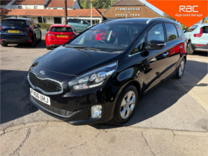 2017 Kia Carens