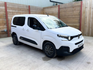 2025 Citroen Berlingo 3 SEAT Auto Wheelchair Accessible Disabled Access Vehicle Wav in White — image 3