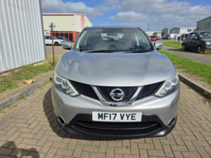 2017 Nissan Qashqai 1.5 Dci Acenta in Silver — image 2