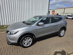 2017 Nissan Qashqai 1.5 Dci Acenta in Silver — image 5