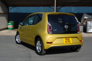 2018 Volkswagen Up 1.0 Move Up! in Yellow — image 5