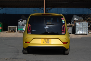 2018 Volkswagen Up 1.0 Move Up! in Yellow — image 6