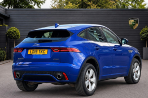 2019 Jaguar E-Pace 2.0 D150 R-Dynamic S Euro 6 (s/s) 5dr in Blue — image 5