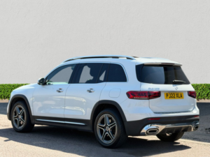 2022 Mercedes-Benz Glb 1.3 Glb200 Amg Line (premium Plus 2) SUV 5dr Petrol 7g-Dct Euro 6 (s/s) (163 Ps) in White — image 5
