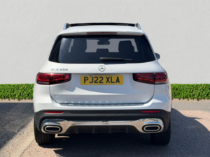 2022 Mercedes-Benz Glb 1.3 Glb200 Amg Line (premium Plus 2) SUV 5dr Petrol 7g-Dct Euro 6 (s/s) (163 Ps) in White — image 6