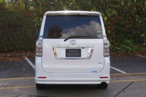 2010 Toyota Voxy *modellista* 2.0 Zs 5dr 7 Seats in White — image 6