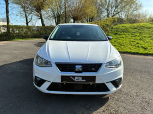 2018 SEAT Ibiza 1.0 Tsi Fr Hatchback 5dr Petrol Manual Euro 6 (s/s) (115 Ps) in White/black — image 5