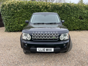 2010 Land Rover Discovery 4 3.0 Td V6 Hse in Blue — image 4