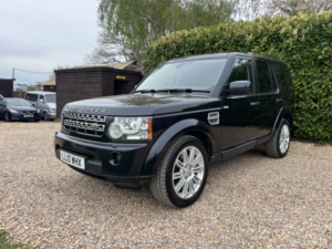 2010 Land Rover Discovery 4 3.0 Td V6 Hse in Blue — image 6