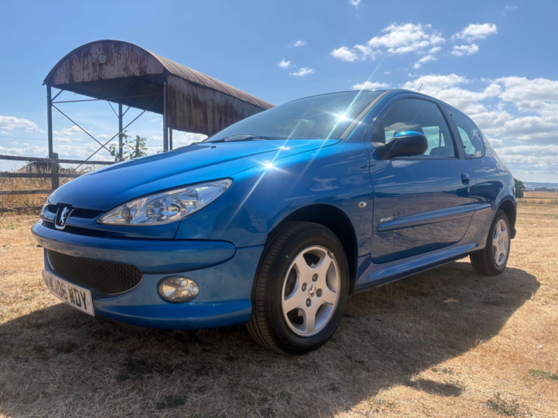 2006 Peugeot 206 1.1 Sport 3dr in Blue — image 1