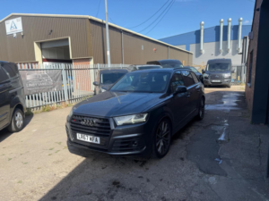 2017 Audi Sq7 4.0 Tdi V8 Tiptronic Quattro Euro 6 (s/s) 5dr in Grey — image 3