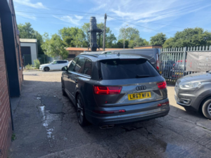 2017 Audi Sq7 4.0 Tdi V8 Tiptronic Quattro Euro 6 (s/s) 5dr in Grey — image 4