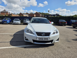 2011 Lexus Is 2.5 250 V6 Advance in Blue — image 2