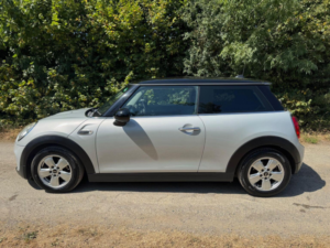 2015 MINI Hatch 1.5 Cooper Auto Euro 6 (s/s) 3dr in Silver — image 3