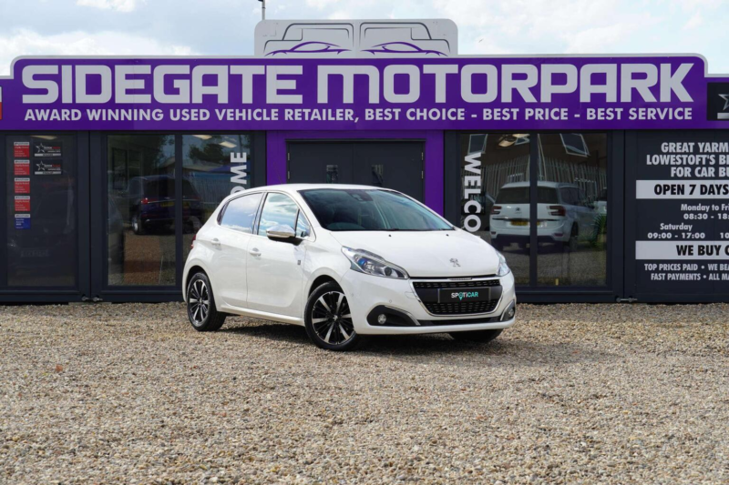 2019 Peugeot 208 1.2 Puretech Tech Edition Euro 6 (s/s) 5dr in White — image 1