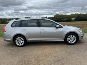 2016 Volkswagen Golf 1.4 Tsi Bluemotion Tech Se in Silver — image 3