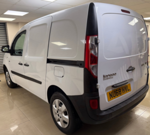 2018 Renault Kangoo Ze 33kwh Business Panel Van 5dr Electric Auto Mwb (i) (60 Ps) in White — image 3