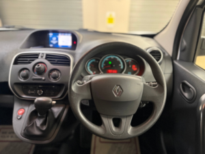 2018 Renault Kangoo Ze 33kwh Business Panel Van 5dr Electric Auto Mwb (i) (60 Ps) in White — image 6