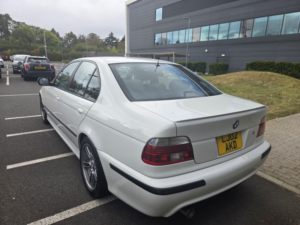 2002 BMW 5 Series Ref 8836 - BMW E39 525 2.5 Auto Tiptronic - M Sport - Saloon (rhd - Ex Japan) in White — image 4