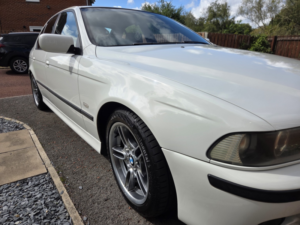 2002 BMW 5 Series Ref 8836 - BMW E39 525 2.5 Auto Tiptronic - M Sport - Saloon (rhd - Ex Japan) in White — image 6