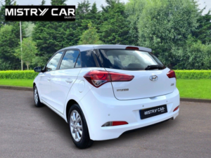 2018 Hyundai I20 1.2 I20 Se 1.2 84ps My17 in White — image 6