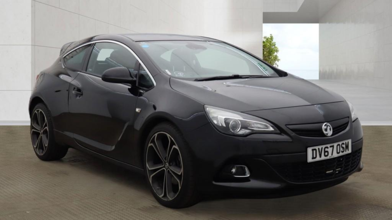 2017 Vauxhall Astra Gtc 1.4 I Turbo Limited Edition in Black — image 1