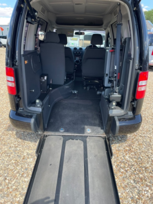 2016 Volkswagen Caddy Life Drive From Wheelchair Access Vehicle Wav 1.6 Tdi Cr in Black — image 5