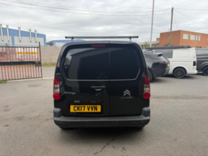 2017 Citroen Berlingo 1.6 Bluehdi 625 Enterprise L1 5dr in Black — image 5