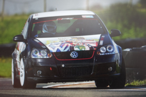 2005 Volkswagen Golf 2.0 Tfsi Gti Hatchback 3dr Petrol Manual (189 G/km, 198 Bhp) in Black — image 3