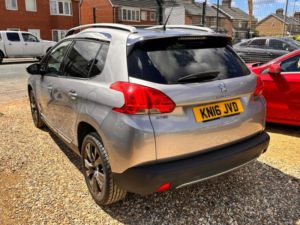 2016 Peugeot 2008 1.6 Bluehdi Feline Euro 6 (s/s) 5dr (mistral) in Grey — image 5