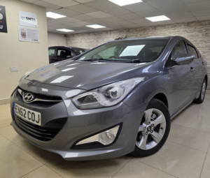 2012 Hyundai I40 1.7 Crdi Blue Drive Style Saloon 4dr Diesel Manual Euro 5 (s/s) (136 Ps) in Multicolour — image 2