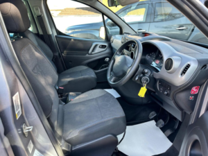 2018 Peugeot Horizon in Grey — image 2