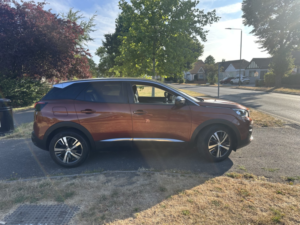 2017 Peugeot 3008 1.2 Puretech Allure in Bronze — image 3