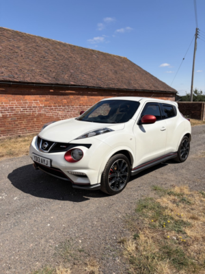 2013 Nissan Juke 1.6 Dig-T Nismo in White — image 3