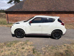 2013 Nissan Juke 1.6 Dig-T Nismo in White — image 5
