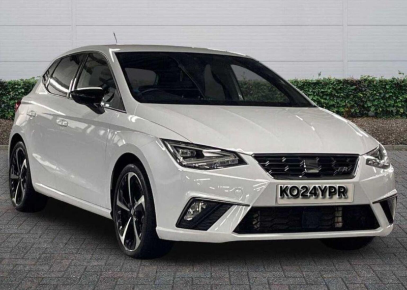 2024 SEAT Ibiza 1.0 Tsi Fr Sport DSG Euro 6 (s/s) 5dr in White — image 1