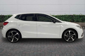 2024 SEAT Ibiza 1.0 Tsi Fr Sport DSG Euro 6 (s/s) 5dr in White — image 3