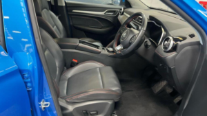 2022 MG MG Zs 51.1kwh Trophy Auto 5dr in Blue — image 4