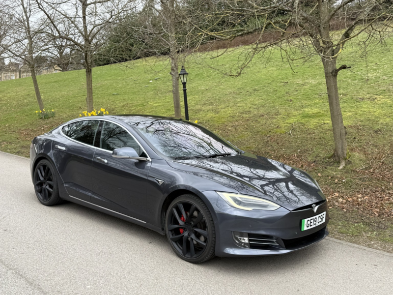 2019 Tesla Model S (dual Motor) Performance in Grey — image 1