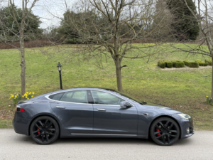 2019 Tesla Model S (dual Motor) Performance in Grey — image 2