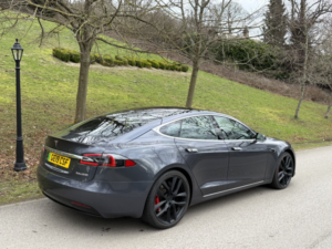 2019 Tesla Model S (dual Motor) Performance in Grey — image 3