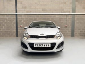 2013 Kia Rio 1.25 1 Euro 5 5dr in Silver — image 2